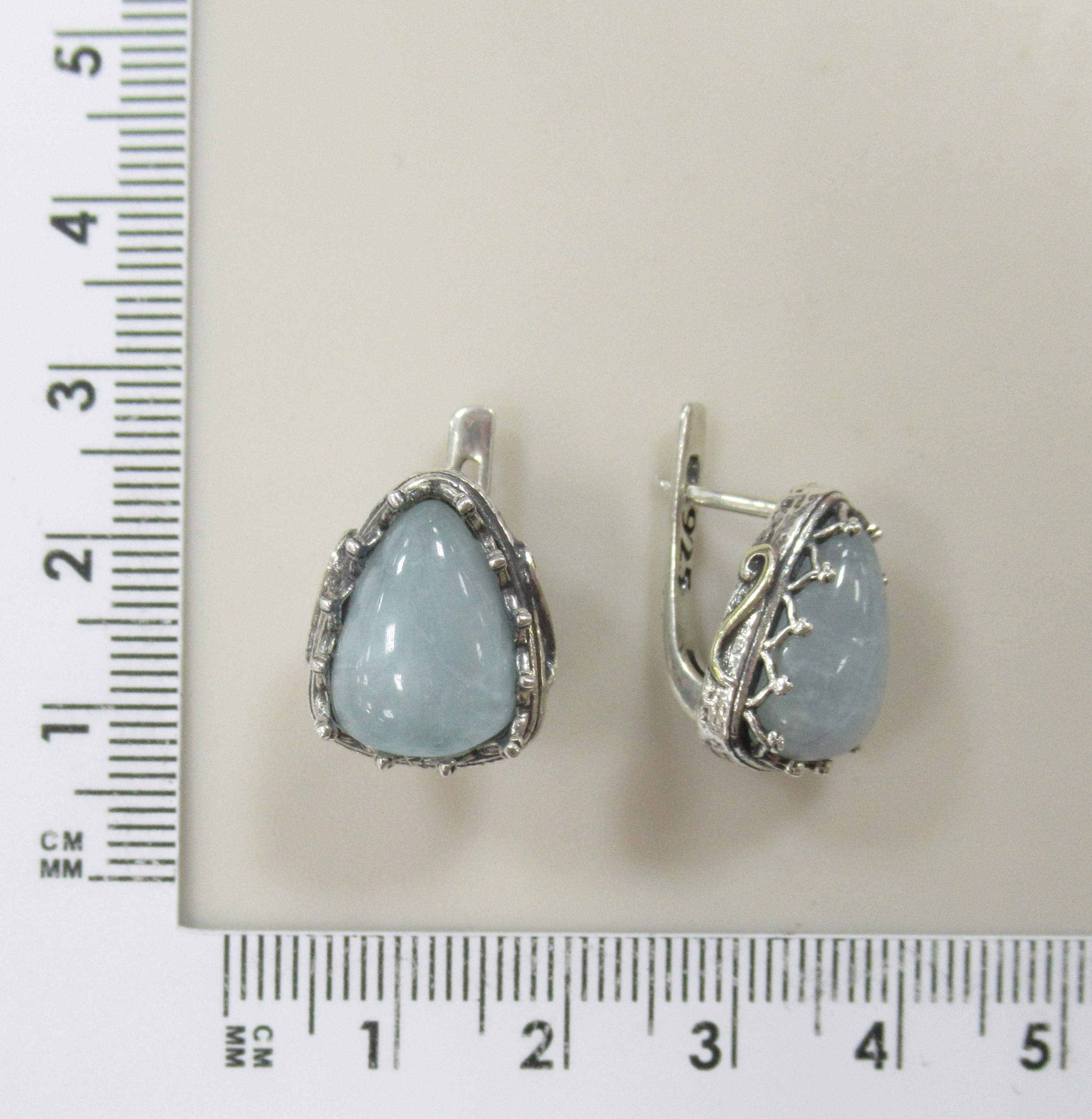 Серебряные серьги с аквамаринами